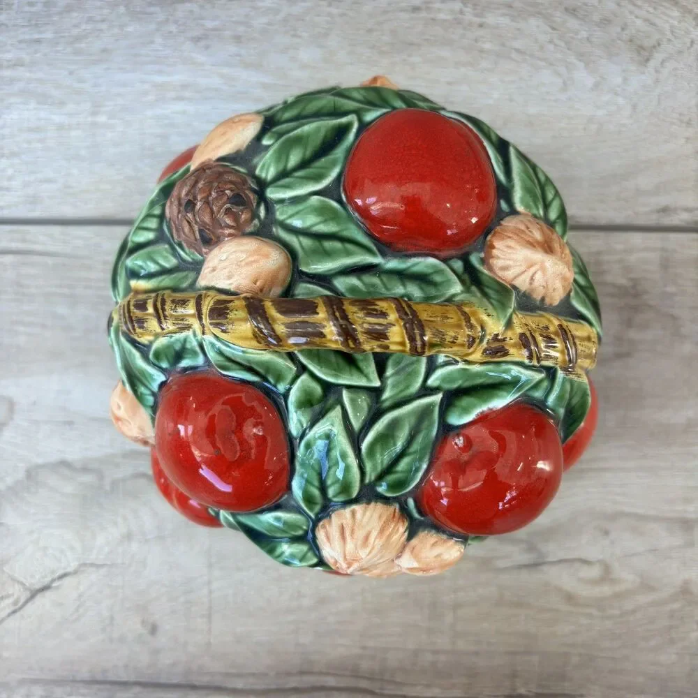 Vintage Inarco Japan Ceramic Fruit Nut Pinecones Leaves Basket Farmhouse Decor